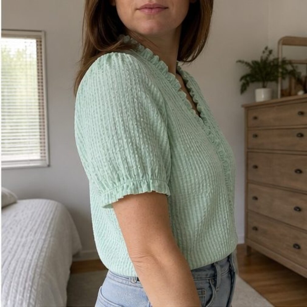 Mauve Ruffle Blouse - Picture 3 of 6